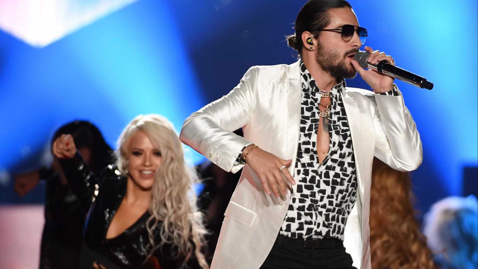 SUCESSO: Maluma é eleito homem mais sexy da música e ganha elogios de Madonna