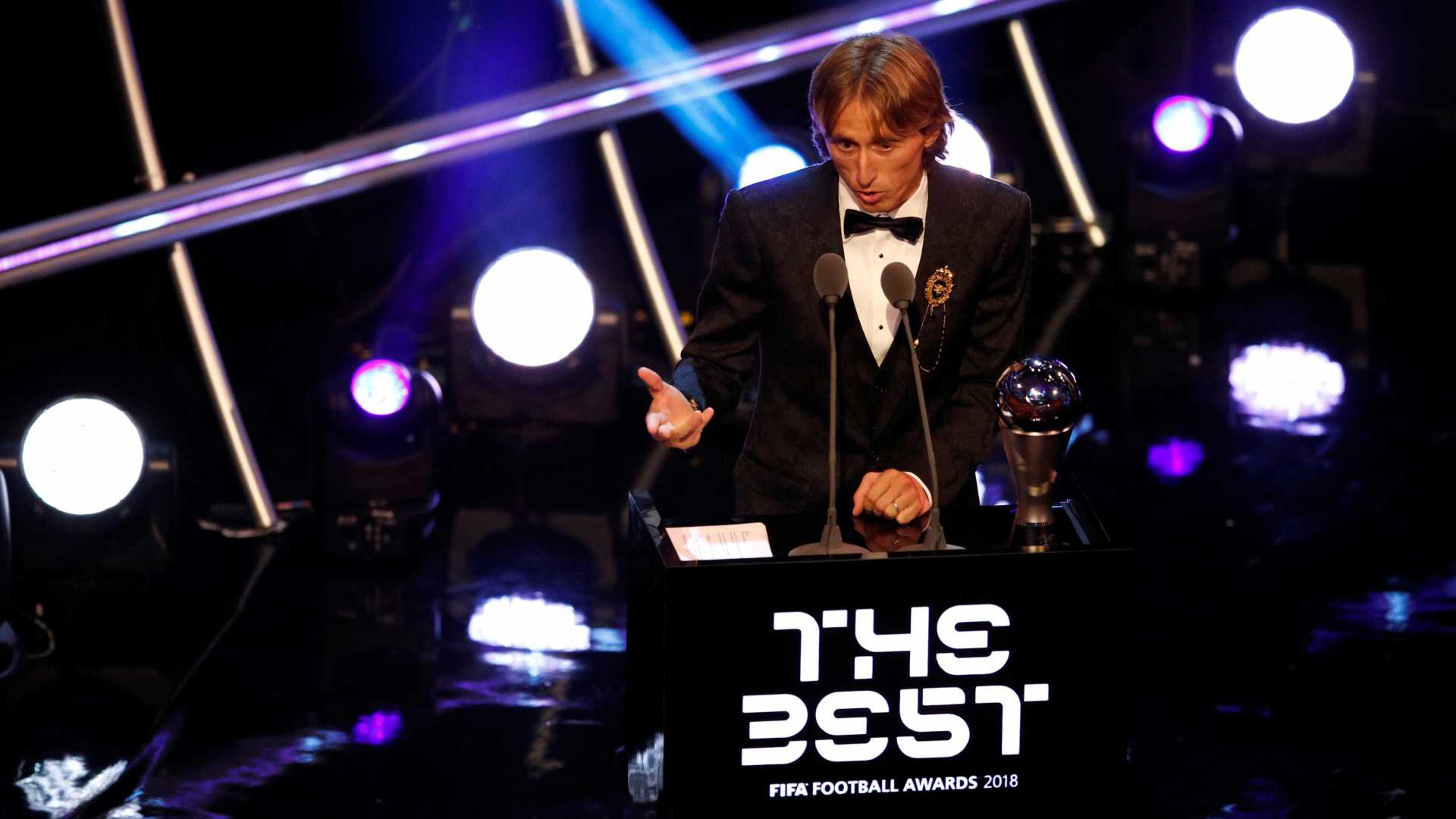 'THE BEST': Modrić é escolhido melhor do mundo e acaba com reinado de Messi e CR7