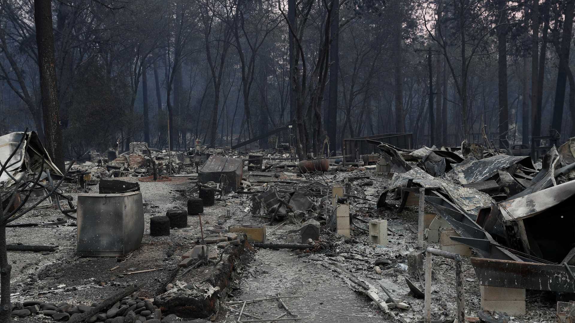 DESASTRE: Incêndios na Califórnia deixam mil desaparecidos e ao menos 74 mortos