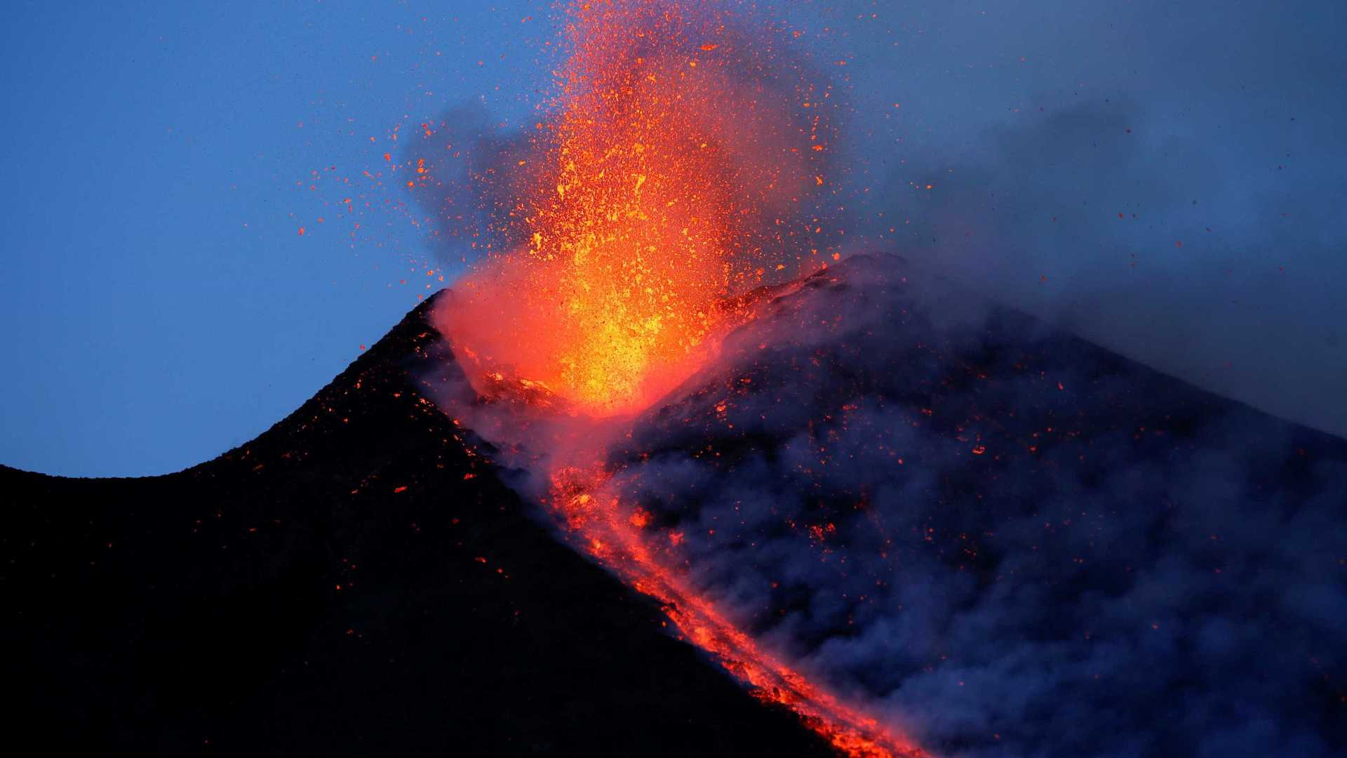 ITÁLIA: Terremoto causado por vulcão Etna deixa 600 desabrigados