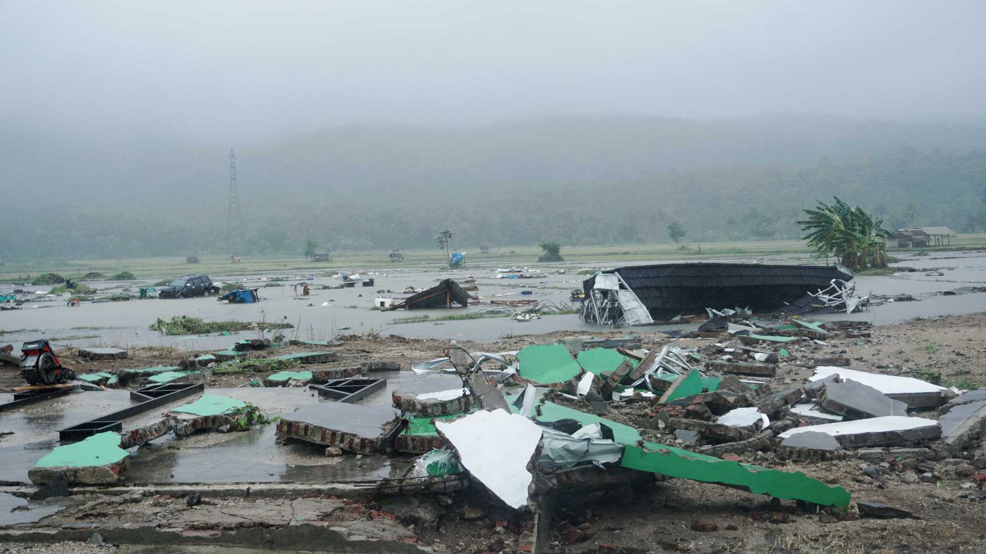 GALERIA:Veja as imagens da destruição causada pelo tsunami na Indonésia