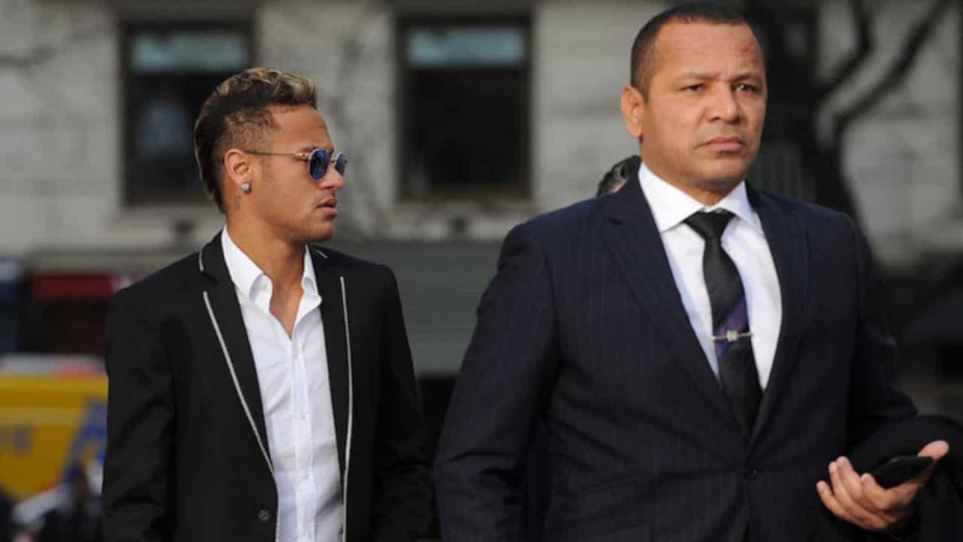 POLÊMICA: Advogados acusam pai de Neymar de forjar álibi