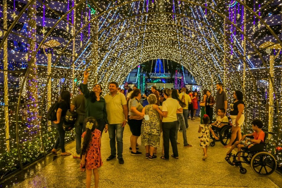 PALÁCIO RIO MADEIRA: Ornamentação do 'Natal de Luz' estará disponível para visitação até o dia 5
