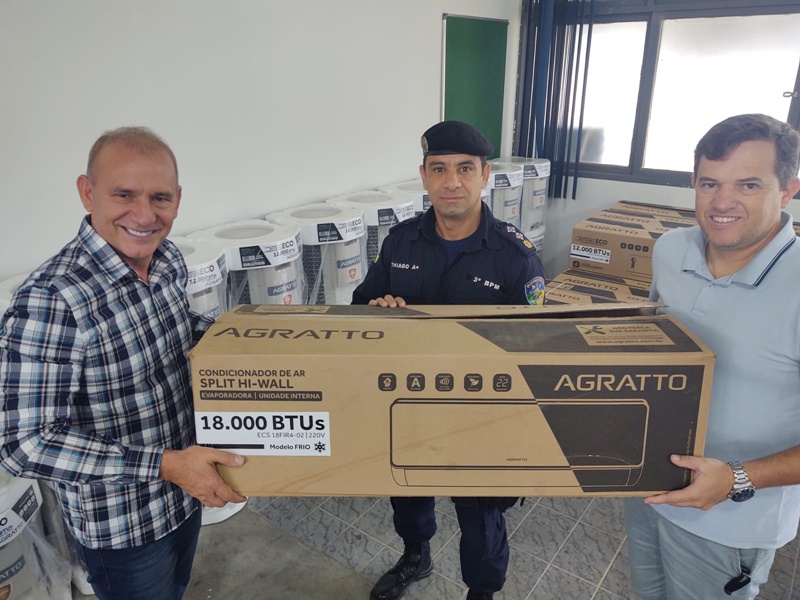 EM VILHENA: Ezequiel Neiva entrega centrais de ar e academia para a Polícia Militar 