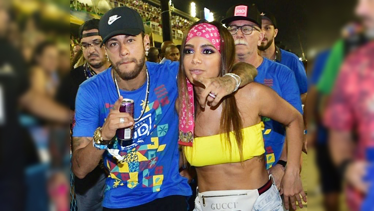 ASSISTA:  Vídeo mostra beijo entre Anitta e Neymar no carnaval; veja