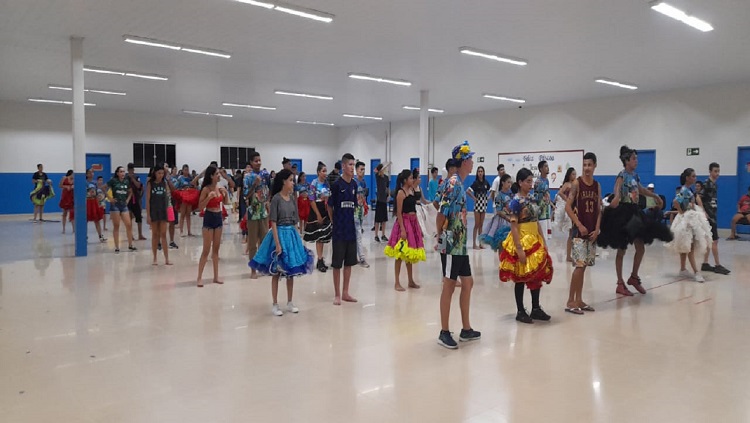 FLOR DO MARACUJÁ: Grupo folclórico do Orgulho Madeira ensaia para se apresentar no Arraial