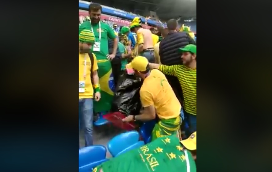 ATITUDE NOBRE: Torcedores brasileiros recolhem lixo no estádio após vitória contra Costa Rica