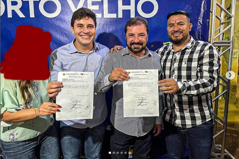 OBRAS: Carlos Damaceno tem pedido assinado para serviço de pavimentação no Igarapé