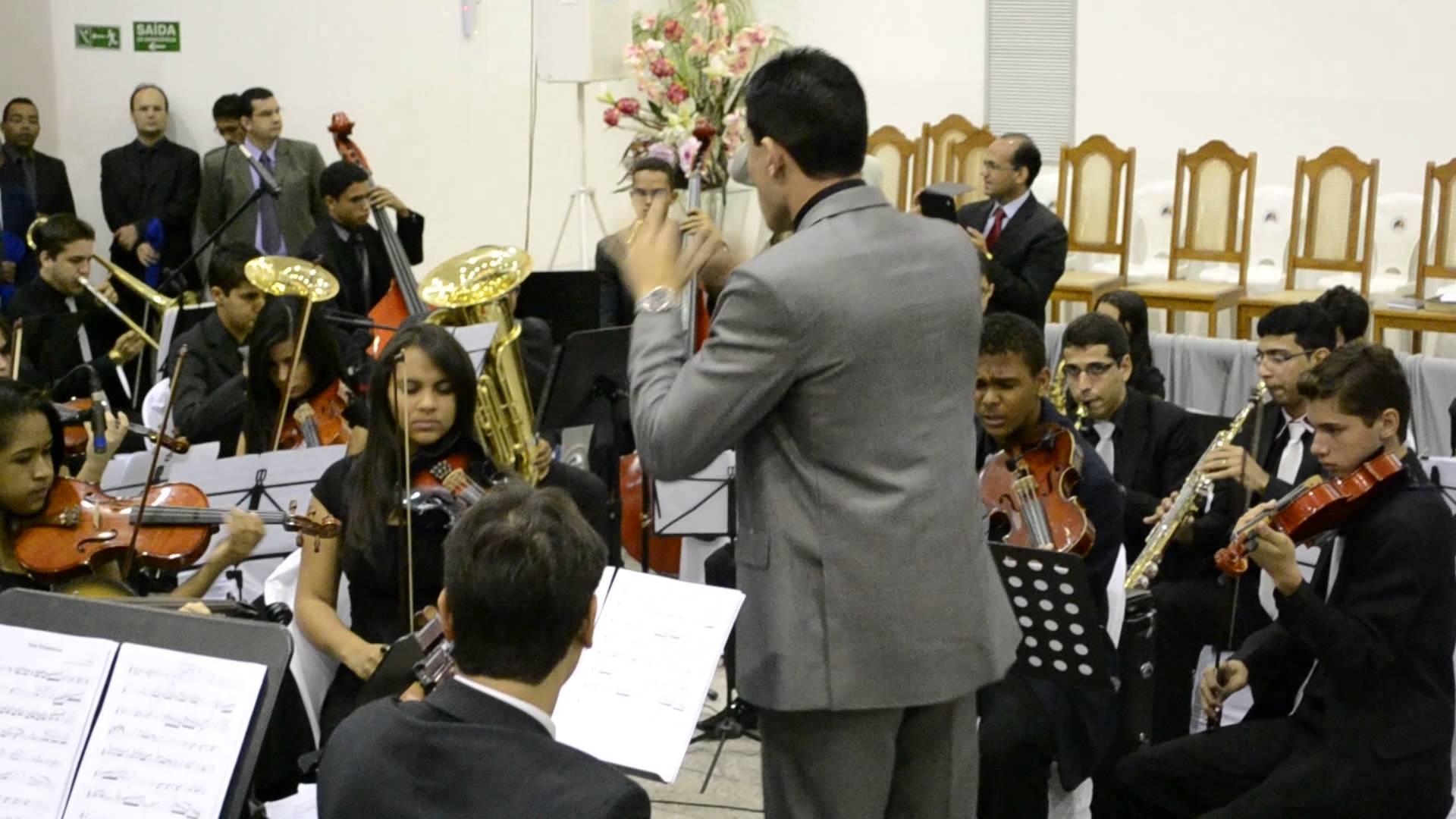 Orquetra Harmonia Celeste se apresenta no sábado no CEU