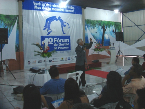 Palestrante Mury Campos abre Fórum de Gestão com o tema “Mude você! Mude o mundo!”