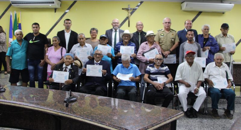 RECONHECIMENTO: Câmara homenageia Soldados da Borracha e Comandante da 17ª BIS