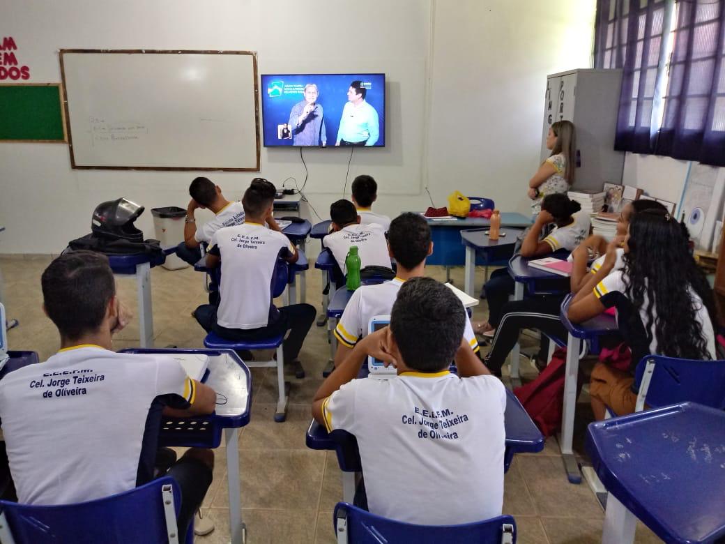 CRISE NA EDUCAÇÃO: Sintero cobra Governo de RO por suspensão de aulas com mediação tecnológica