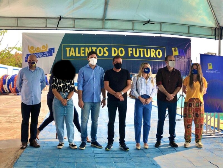 JOGOS INFANTIS: Palitot participa de solenidade da Semes no Parque Aquático Vinicius Danin