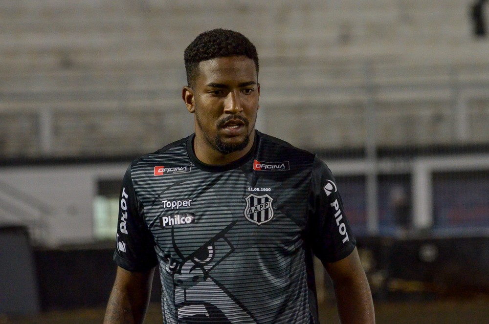 LUTO NO ESPORTE: Atacante Thalles, revelado pelo Vasco, morre em acidente de moto