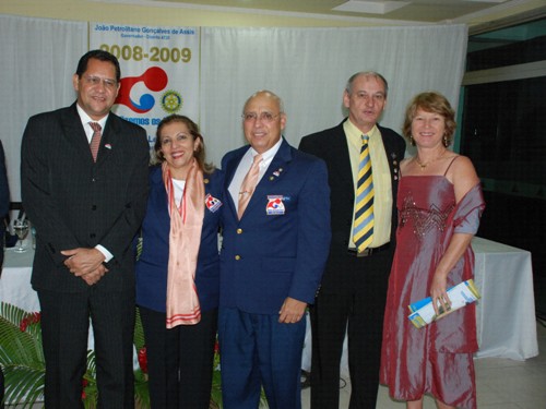 Rotary International empossa novo Governador