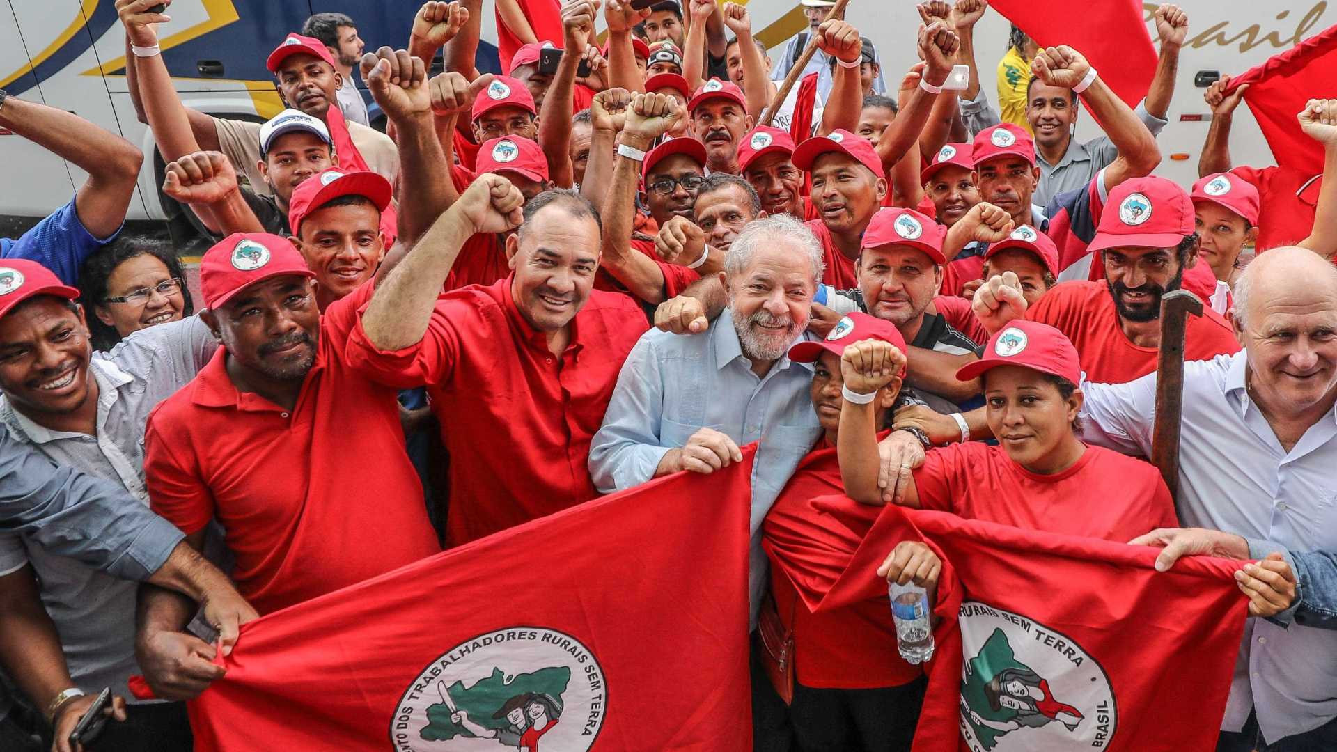 Prefeito de Porto Alegre pede Exército para julgamento de Lula