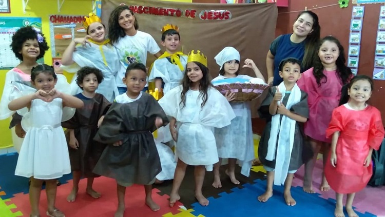 ESPETÁCULO:  Rádio Falante apoia peça 'O Nascimento de Jesus', encenada por alunos do ensino infantil 