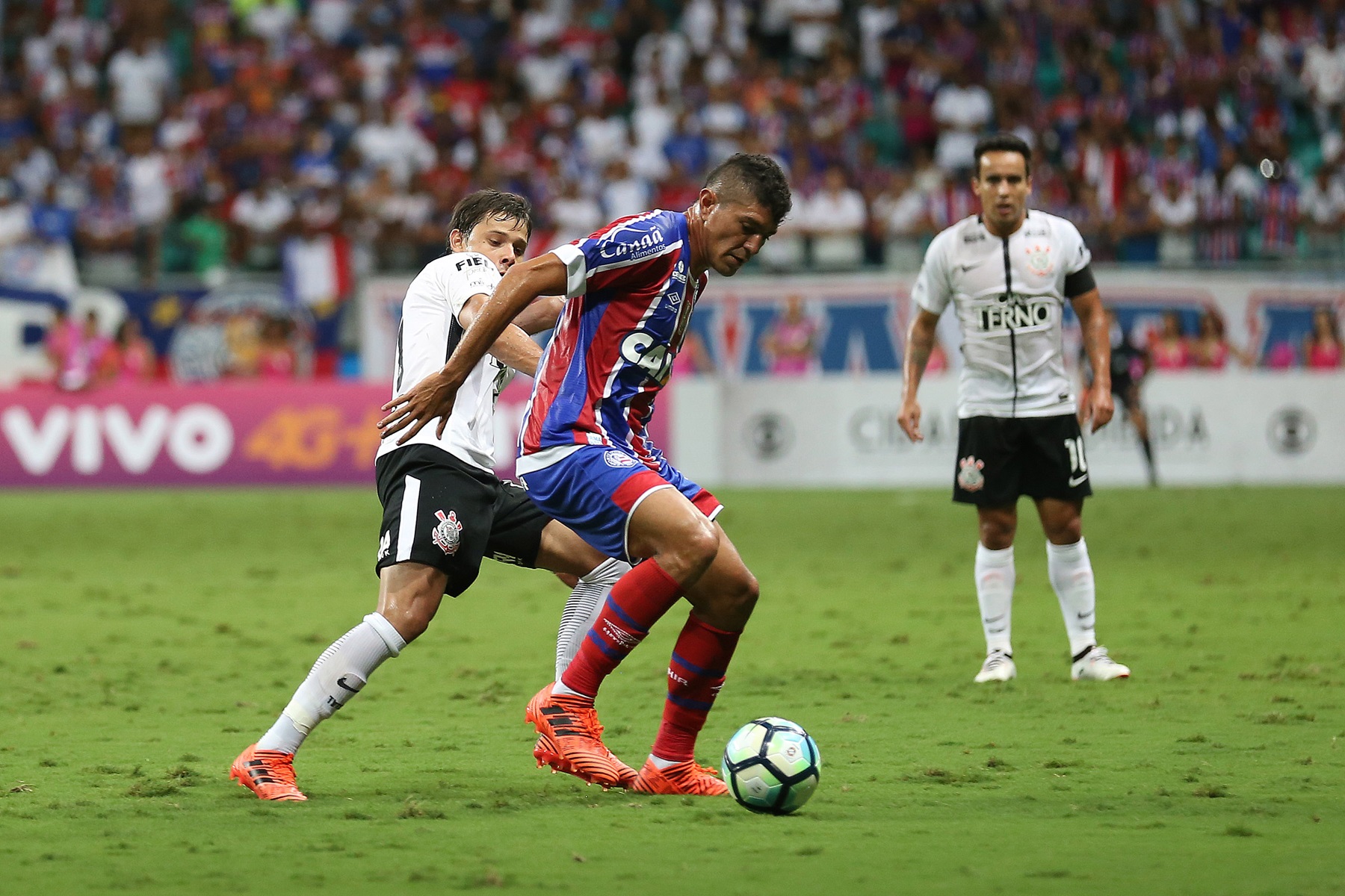 BRASILEIRÃO: Corinthians perde do Bahia com falha de Fagner e Cássio atacante