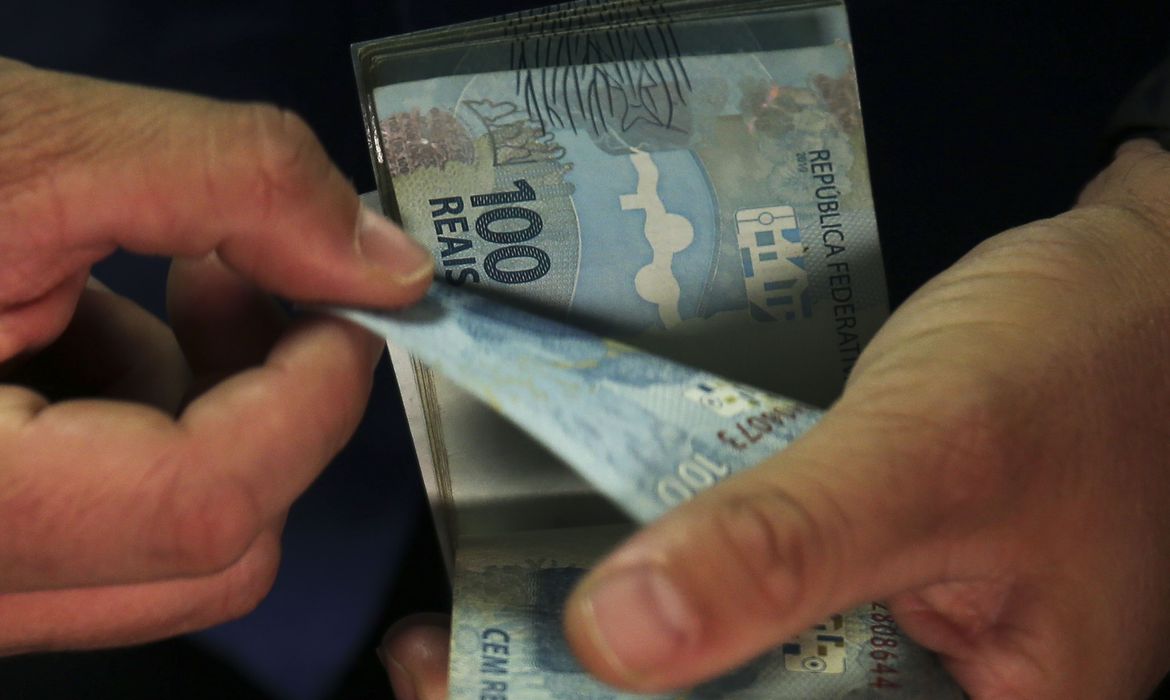 GÁS: Economia Caixa paga Auxílio Brasil a cadastrados com NIS final 5