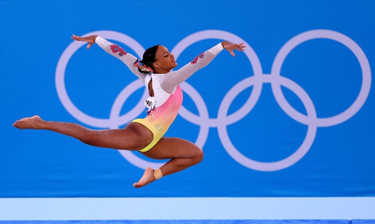 OLIMPÍADAS: Rebeca Andrade será porta-bandeira do Brasil no encerramento