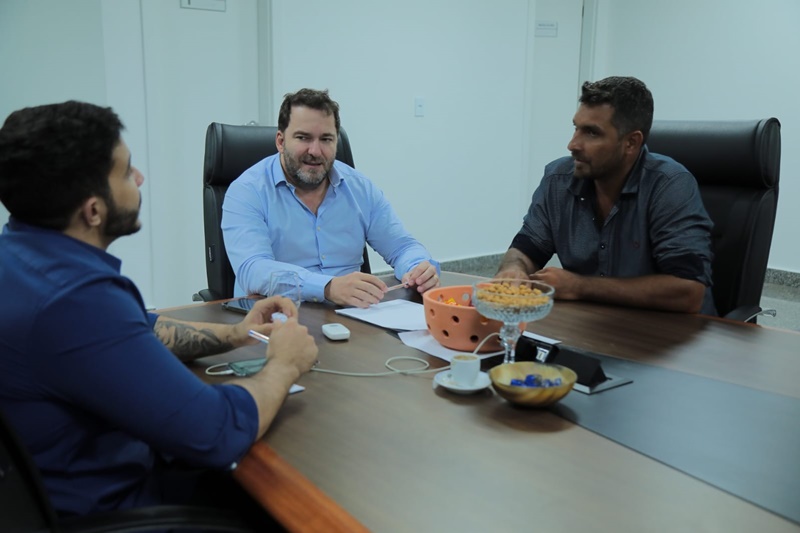 INVESTIMENTOS: Alex Redano confirma R$ 400 mil para São Miguel do Guaporé