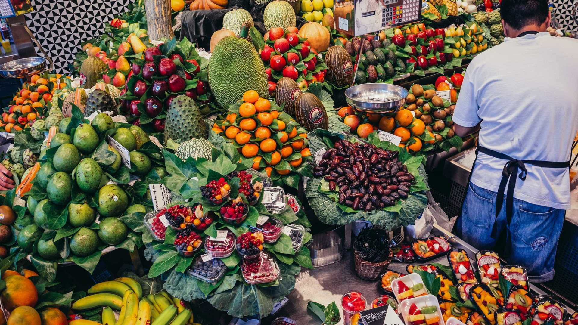 DO MÊS: Descubra 3 alimentos de agosto para se alimentar melhor e com economia