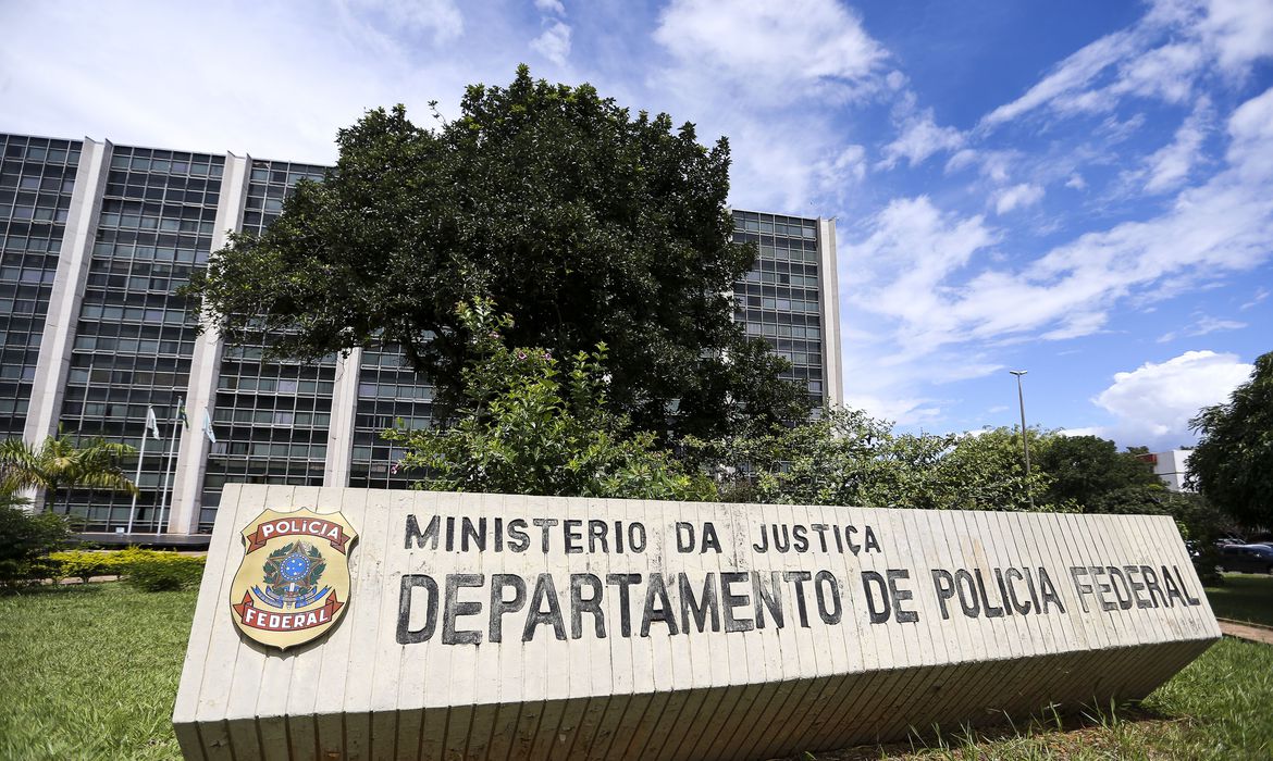 OPERAÇÃO SOLIS: Polícia Federal combate lavagem de dinheiro do tráfico de drogas em três estados