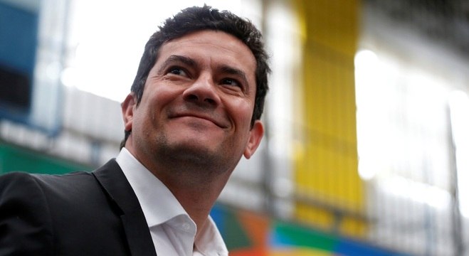 AGORA VAI: Moro deve aceitar convite de Bolsonaro; PF deve ficar subordinada