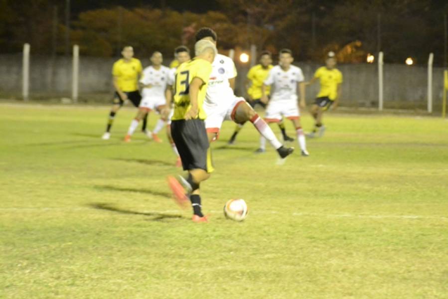 SUB-20: Carlos defende pênalti e leva o Vilhenense à final do Campeonato Rondoniense