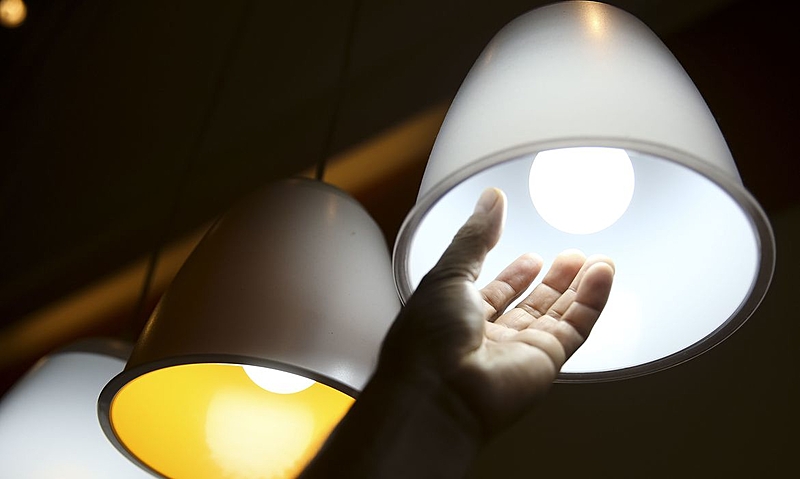 ALÍVIO: Taxa extra na conta de luz deixa de ser cobrada no país