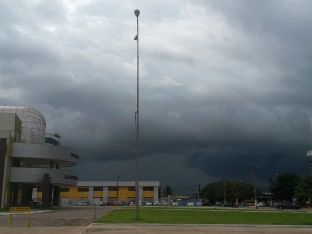 PREVISÃO DO TEMPO: Domingo de eleição deve ter chuva em Porto Velho, diz Sipam