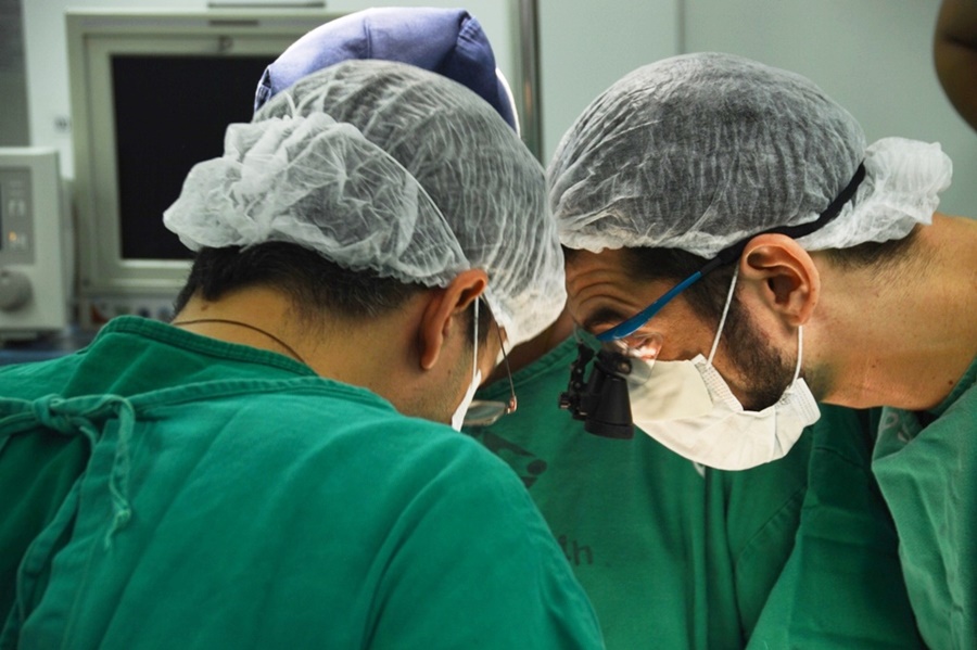 OBESIDADE: Hospital de Base e Policlínica Oswaldo Cruz realizam cirurgias bariátricas