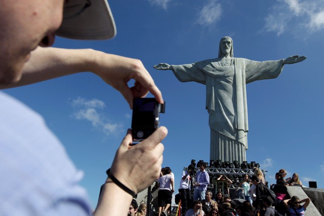 Visto de turista para norte-americanos será emitido em até três dias