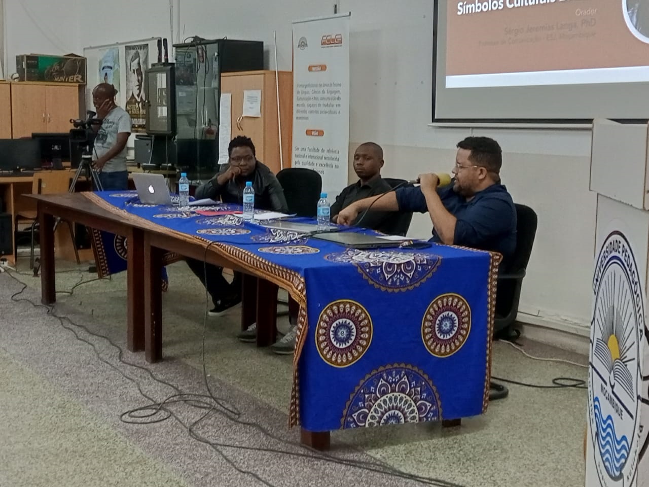 RAP: Podcast da Unir é apresentado em universidades de Moçambique, na África