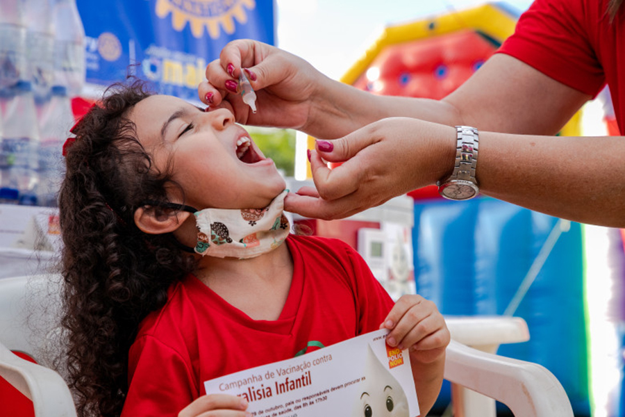 SAÚDE: Vacinação contra poliomielite está disponível durante todo ano na rede municipal