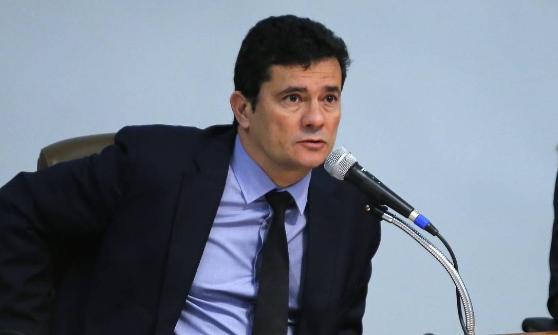 BALANÇANDO: Moro diz que diretor-geral da PF fica no cargo mas “coisas podem mudar”