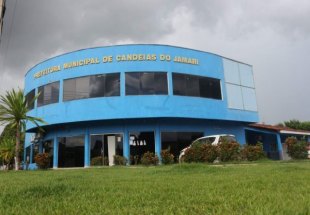 SEM INTERNET E INSUMOS: Assistência Social de Candeias do Jamari paralisa atividades sob protesto