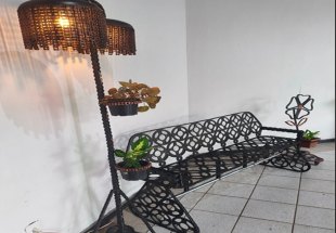 CRIATIVIDADE: Artesão rondoniense abre exposição feita com peças recicladas de veículos