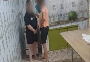 DESCONTROLADA: Filha armada ameaça mãe de morte após ser expulsa de casa