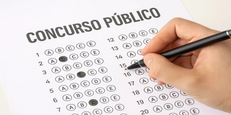 INSCRIÇÕES ABERTAS: Câmara de Candeias do Jamari abre concurso com 17 vagas e salários de R$ 3,5 mil