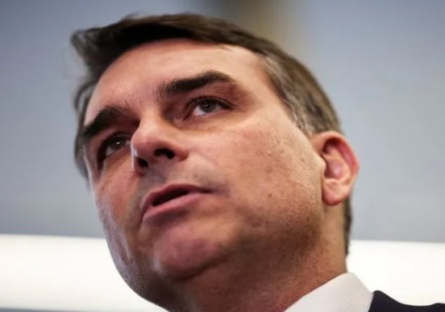 NÃO CUMPRIU: Aliados consideram 'inaceitável' possível fuga de Flávio do Brasil