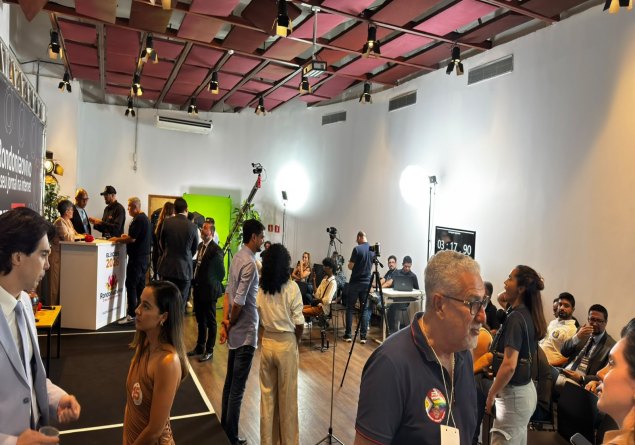 VEJA AS FOTOS: Debate Show Rondoniaovivo inovou no formato de confronto de candidatos 