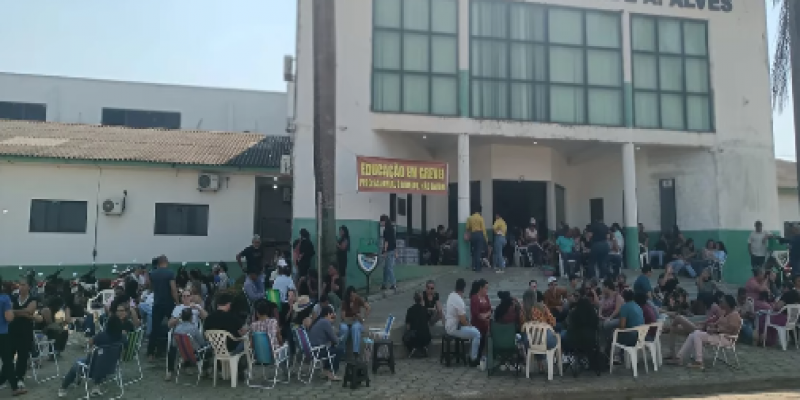 REINVINDICAÇÕES: Professores municipais de Buritis iniciam greve nesta segunda-feira (17)