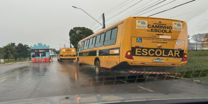 ATAQUES CRIMINOSOS: Semed emite nota sobre ônibus escolares incendiados em distritos