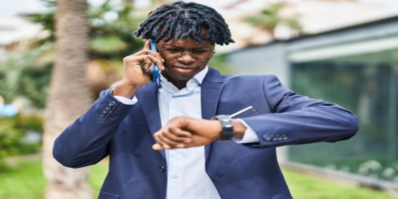 PONTUALIDADE: O que significa chegar sempre cedo, segundo a psicologia