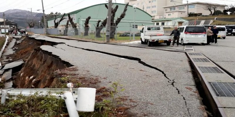 MAGNITUDE 6,9: Japão emite alerta de tsunami após forte terremoto