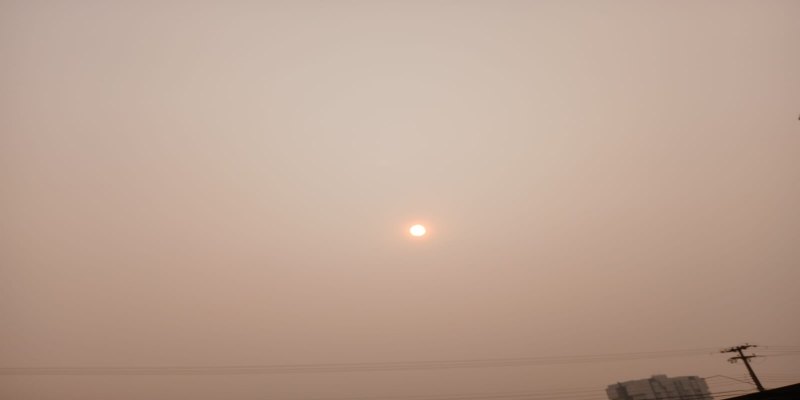 PEGANDO FOGO: Massa de ar quente e seca mantém clima estável em RO neste domingo