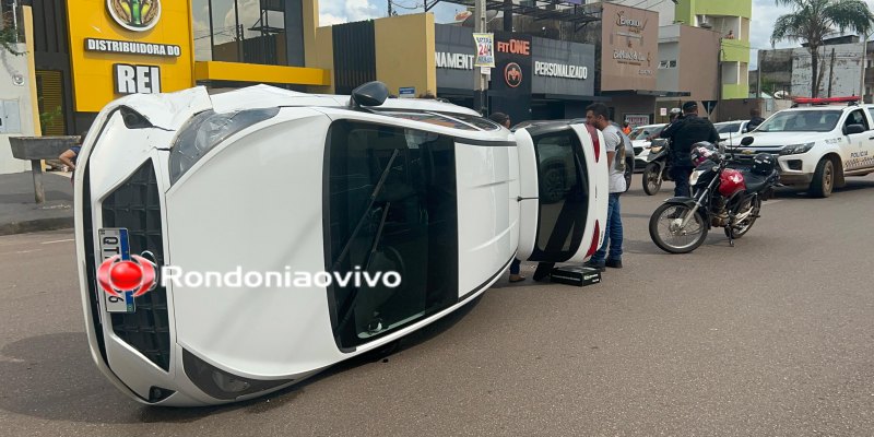 VÍDEO: Carro HB20 capota após colisão no bairro Embratel, em Porto Velho