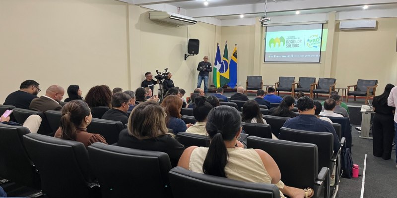 SUSTENTABILIDADE: Ecofort destaca responsabilidade compartilhada na gestão de resíduos em PVH